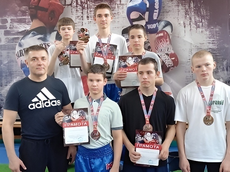 Новодвинцы успешно дебютировали на межмуниципальном турнире по кикбоксингу