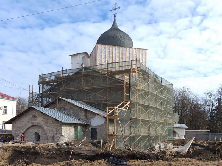 Реставрация церкви Николы со Усохи проходит в Пскове
