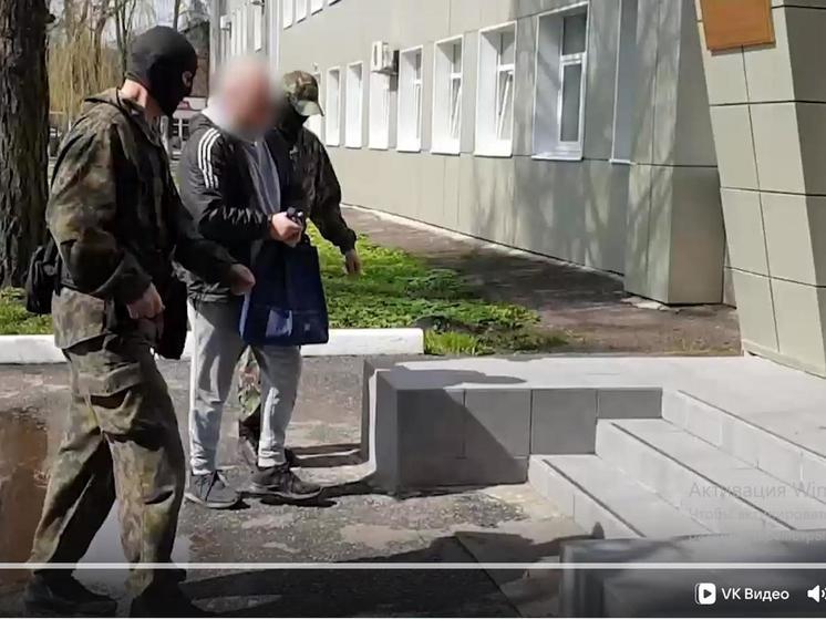 В Брянске за вымогательство посадили экс-подполковника полиции с сообщниками