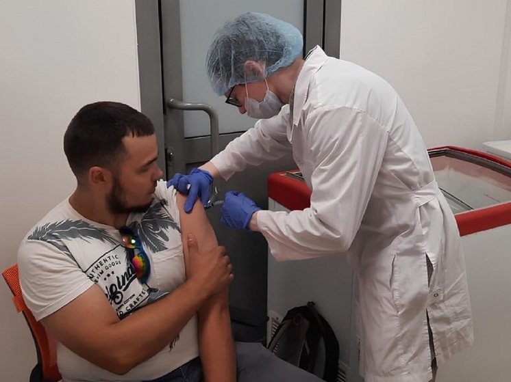 Бесплатная вакцина против клещевого энцефалита поступила в Свердловскую область