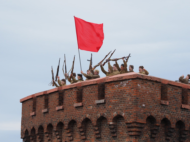 В Калининградской области прошла реконструкция штурма башни «Дона»