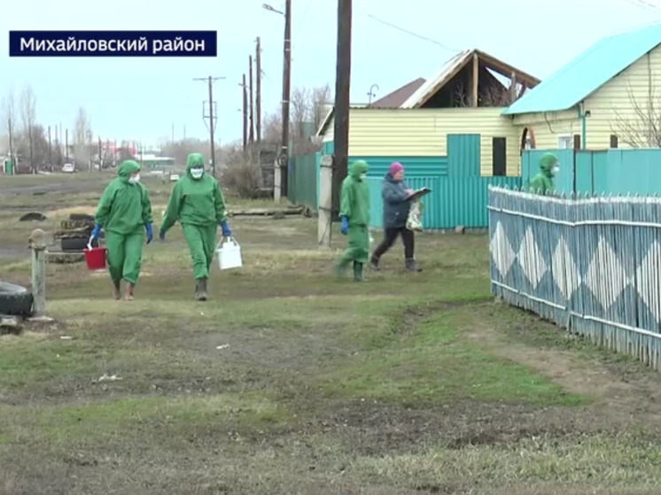 В Алтайском крае начали дезинфекцию участков после паводка