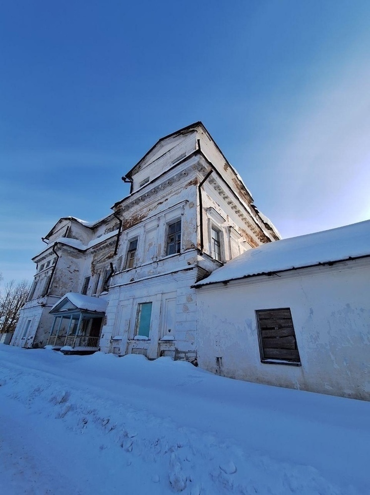 Костромская инспекция по охране памятников довольна началом восстановления «Усадьбы Денисова»