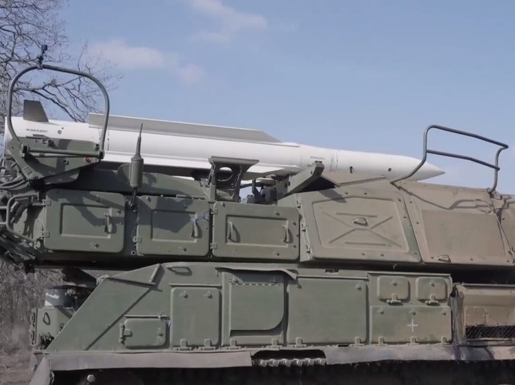 Минобороны: шесть реактивных снарядов HIMARS сбито на Южно-Донецком направлении