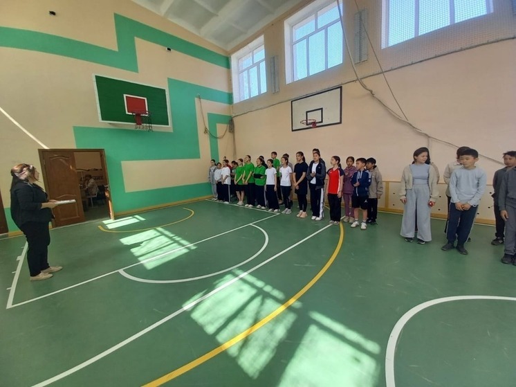 Школьники Яшкульского района Калмыкии соревновались в четырехборье