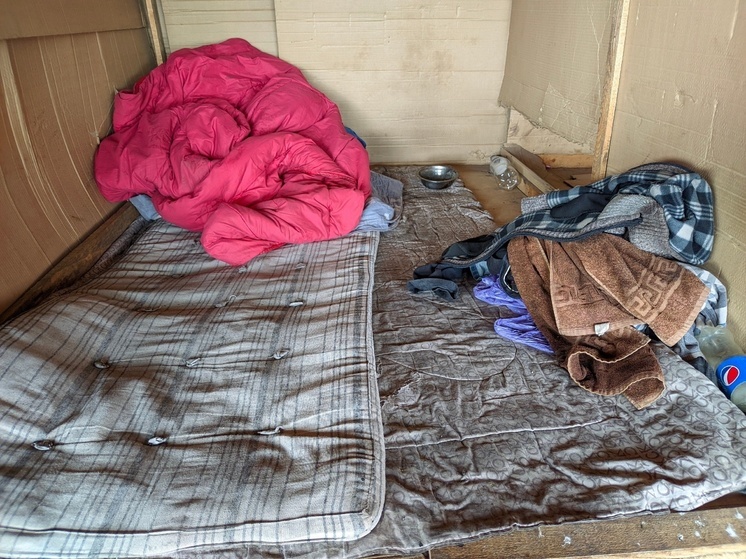 Ужасающие условия жизни мигрантов показала красноярская полиция