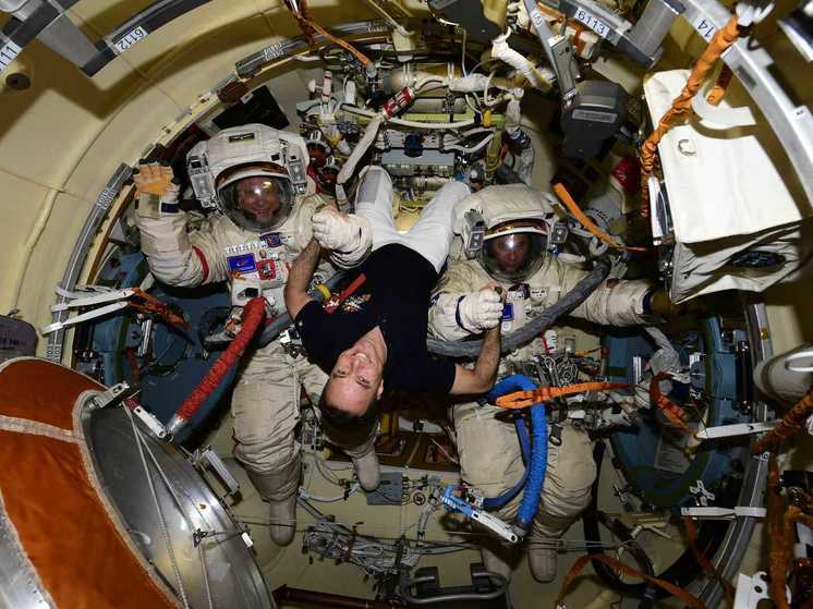 В Москве накануне Дня космонавтики обсудили вопросы радиационной безопасности в космосе