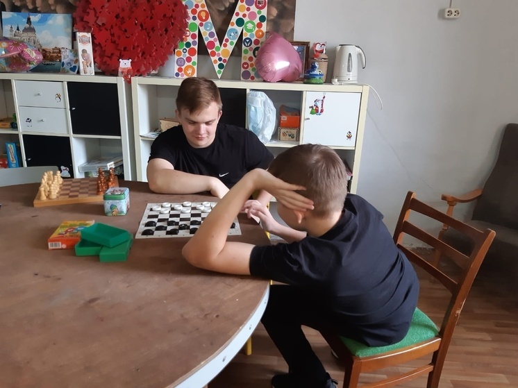 Соревнования по шашкам прошли в Большом Серпухове