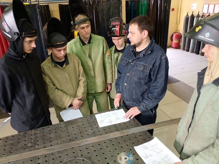Специалисты из ДНР и ЛНР проходят стажировку в Серпухове