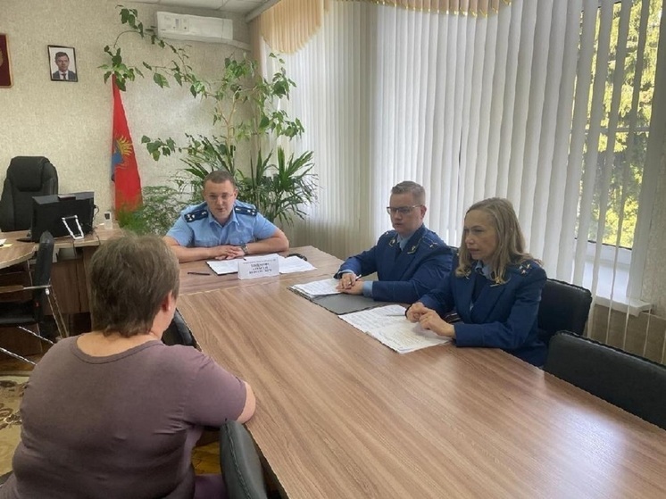 Прокурор Орловской области выслушал жалобы жителей Шаблыкинского района