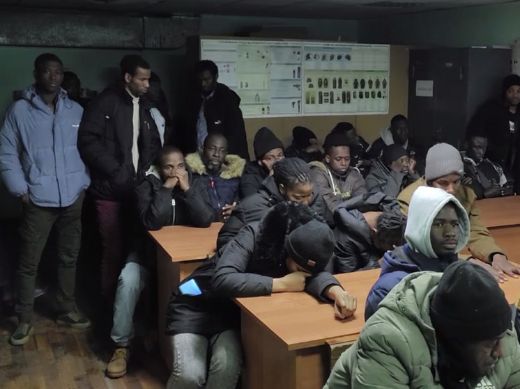 В подмосковном Пушкино выявили 50 нелегалов в одном из частных домов