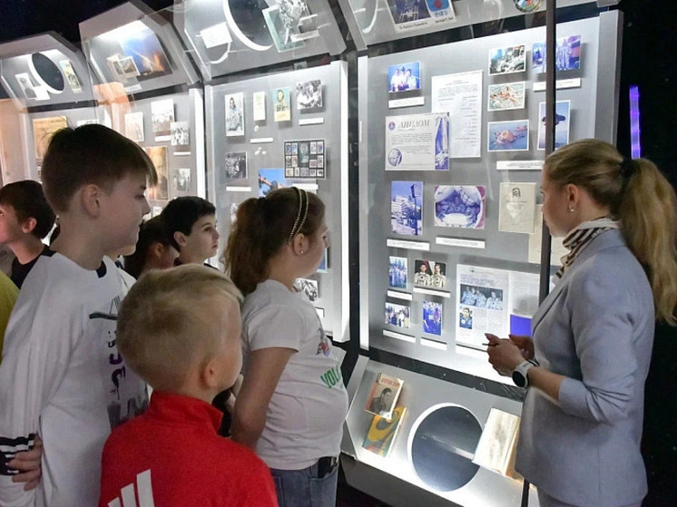 День космонавтики в Сочи отметят просмотром фильмов, выставкой рисунков и концертами