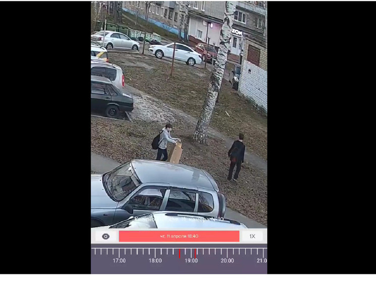 В Ярославле два подростка взорвали пивной кег на детской площадке