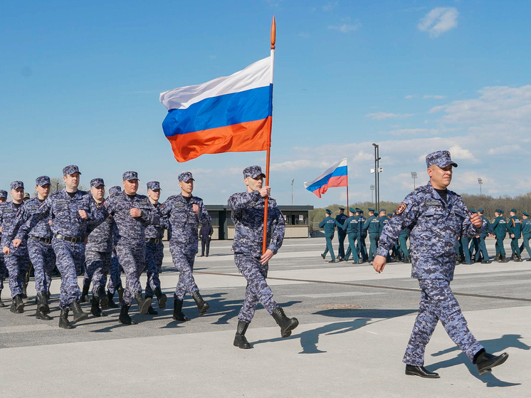 Более 30 новгородских росгвардейцев примут участие в параде в честь Дня Победы
