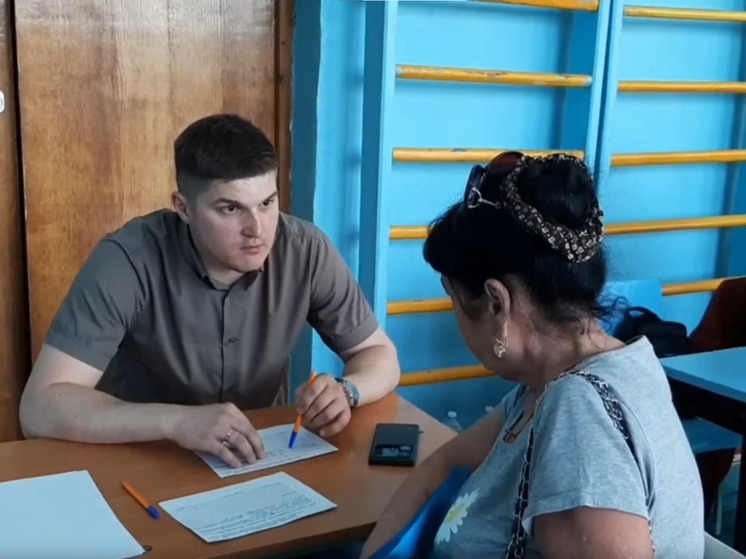 Сальдо: экстремисты пытались сорвать работу мобильной приёмной