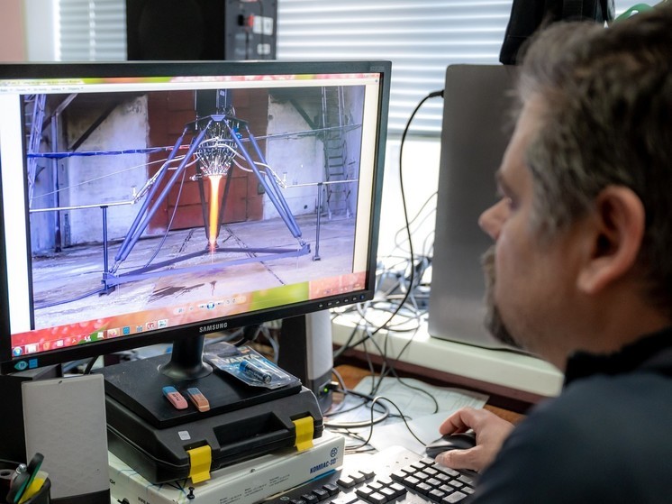 Профессор ЮУрГУ Сергей Ваулин не первый год работает над созданием возвращаемой ракеты-носителя
