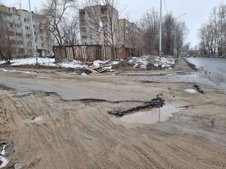 Стало известно, когда в Петрозаводске начнется горячий ямочный ремонт