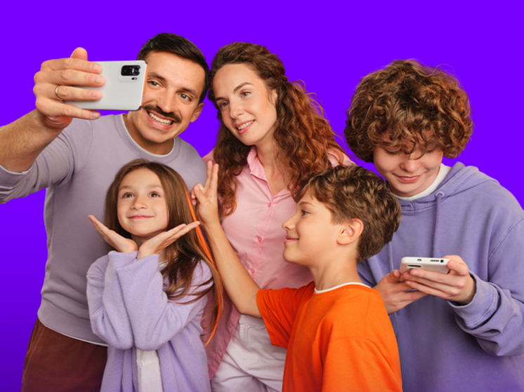 Семейный бум: «Ростелеком» зафиксировал значительный рост подключений к пакетным предложениям цифровых услуг и мобильной связи