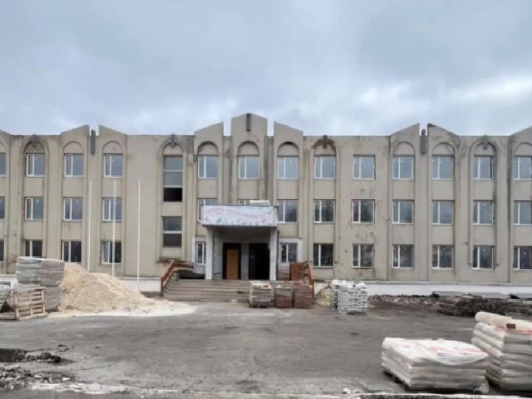 В Новооскольском горокруге обновляют кровлю Ольховатской школы
