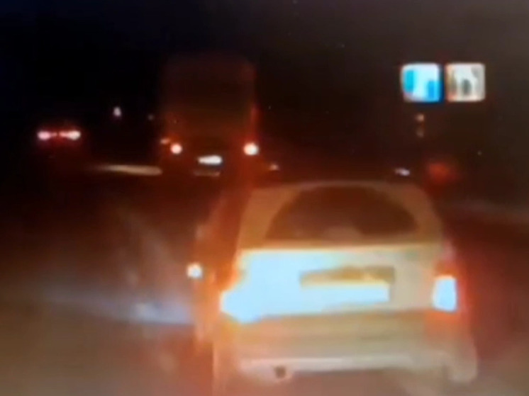 Появилось видео преследования водителя, устроившего огненное ДТП в Карелии