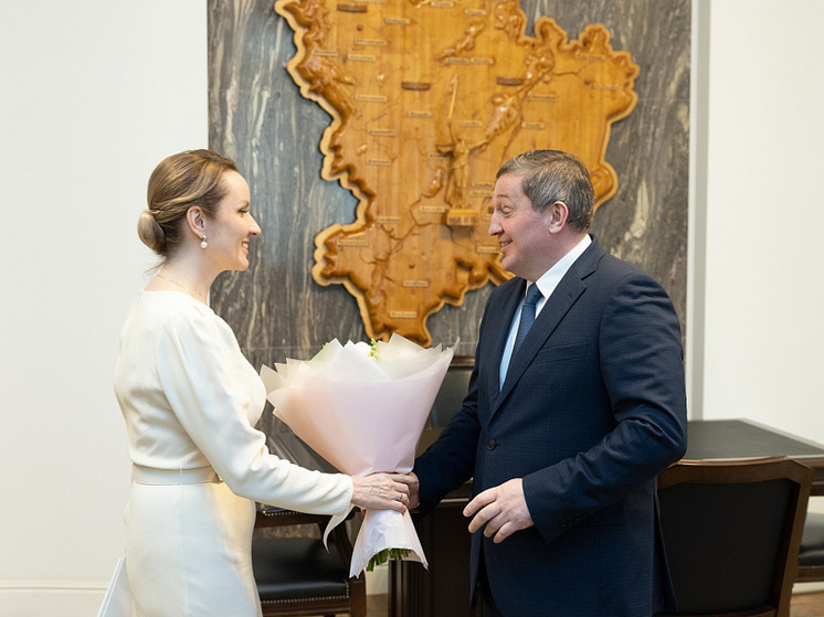 Андрей Бочаров в Волгограде встретился с Марией Львовой-Беловой