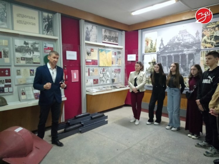 В Бердянском музее "Подвиг" начала работу выставка "80 лет освобождения Крыма"