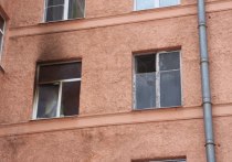 Женщина пострадала при пожаре в Выборгском районе Петербурга. Об этом сообщили в пресс-службе МЧС по городу.