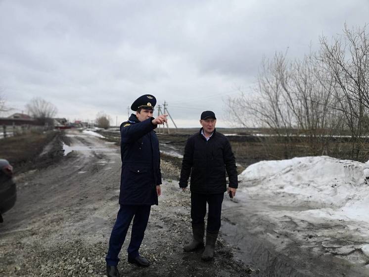 Ситуацию в деревне в Батыревском округе по итогам паводка изучила прокуратура