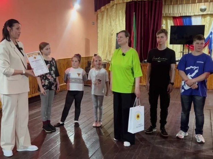 Балетмейстер из Московской области приехала учить запорожцев русскому народному танцу