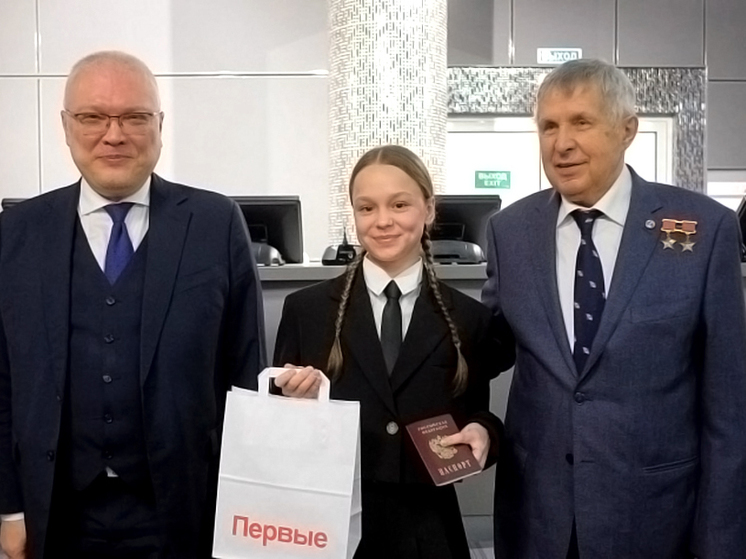 Губернатор поздравил кировский планетарий с днём рождения