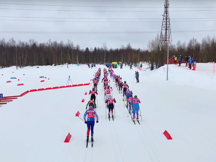Канева выиграла масс-старт по лыжным гонкам в Апатитах