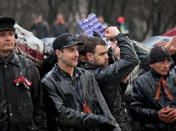 10 лет назад отважные запорожцы противостояли украинским нацистам на митинге "Антимайдана"