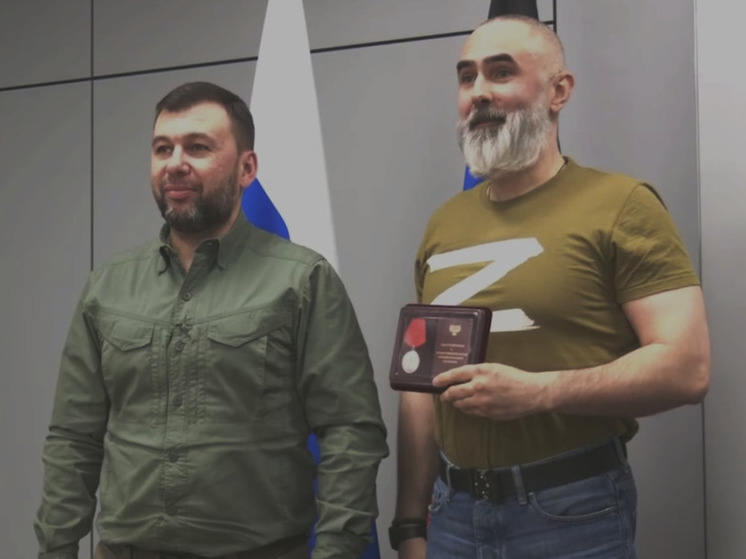 Космонавта из Забайкалья наградили медалью за службу на СВО