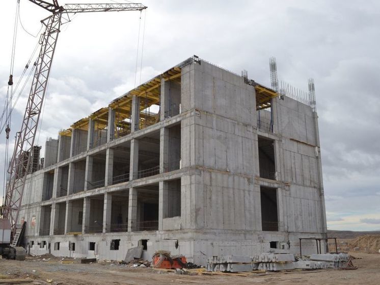 В будущем культурно-образовательном центре Хакасии начали строить третий этаж