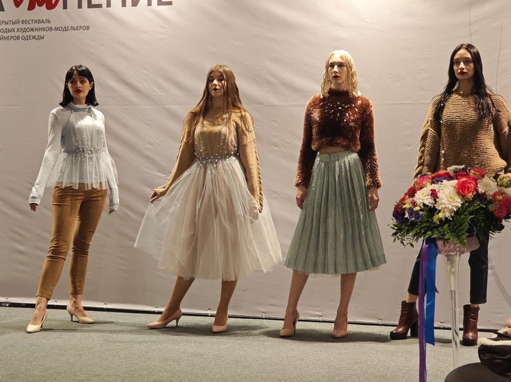 Фестиваль «НаМОДнение» торжественно открыли в Мурманском художественном музее