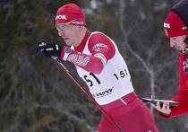 Лыжник Евгений Белов одержал победу в масс-старте на 70 км классическим стилем в рамках чемпионата России, преодолев дистанцию за 3 часа 19 минут 38,7 секунды.