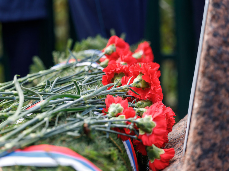 Шестерых военнослужащих, погибших на СВО, похоронили в Псковской области