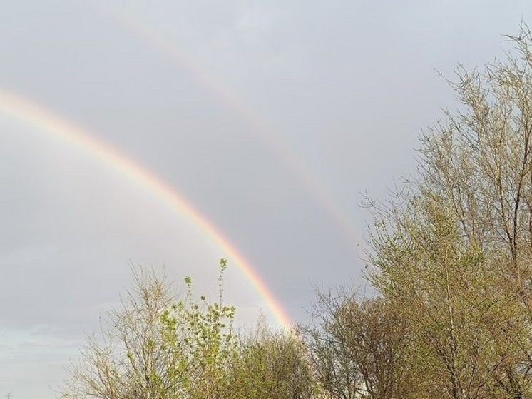  Волгоградцы после грозы сфотографировали радугу в небе