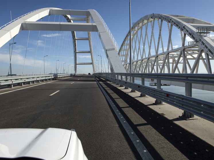 Sun: Украина хочет разрушить Крымский мост до середины июля