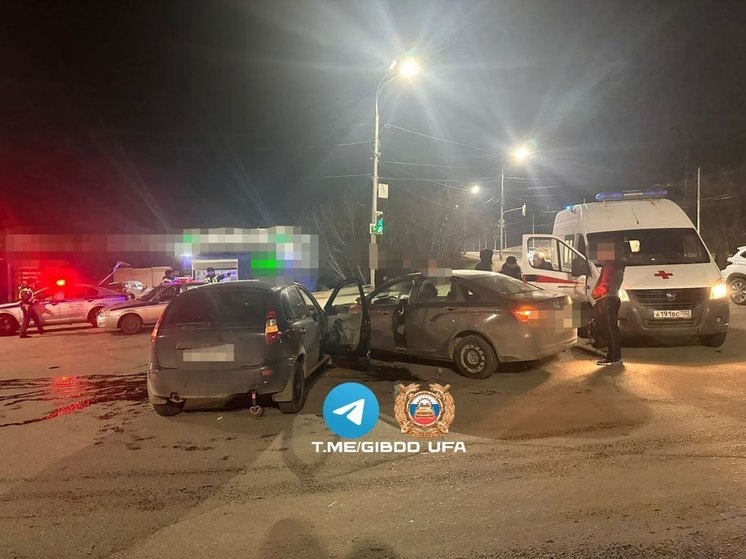 Автоледи устроила аварию в Уфе – пострадала пассажирка