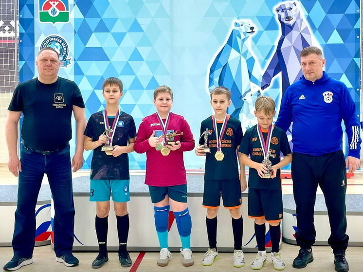 На Ямале назвали победителей окружного первенства по мини-футболу