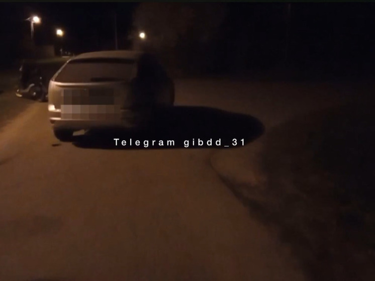 В Прохоровском районе «Форд» сбил пешеходов после столкновения с мопедом