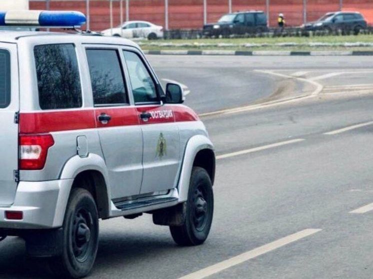 Мужчина, который угрожал ножом оператору на заправке, задержан