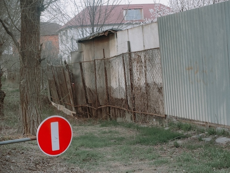 В Астрахани из-за больших машин перекрывают центральные улицы