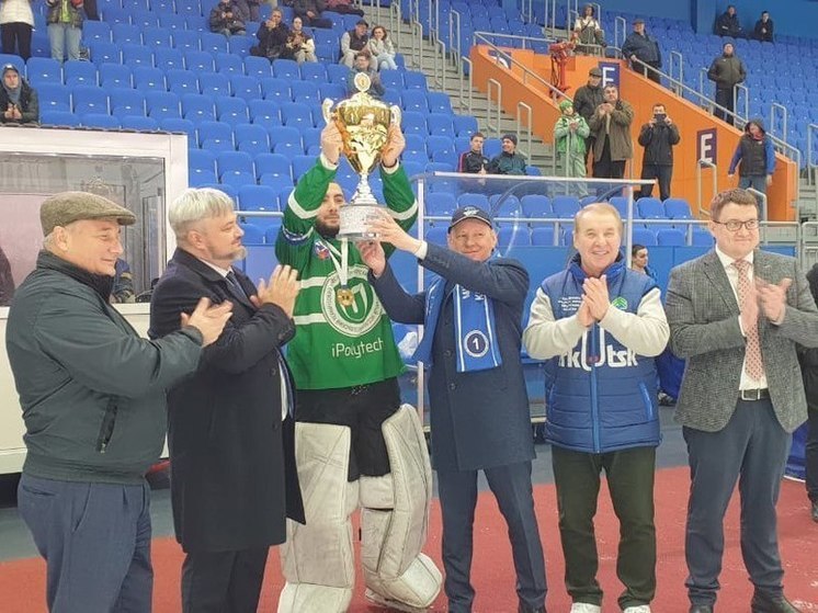  Иркутский политех выиграл Кубок губернатора по хоккею с мячом
