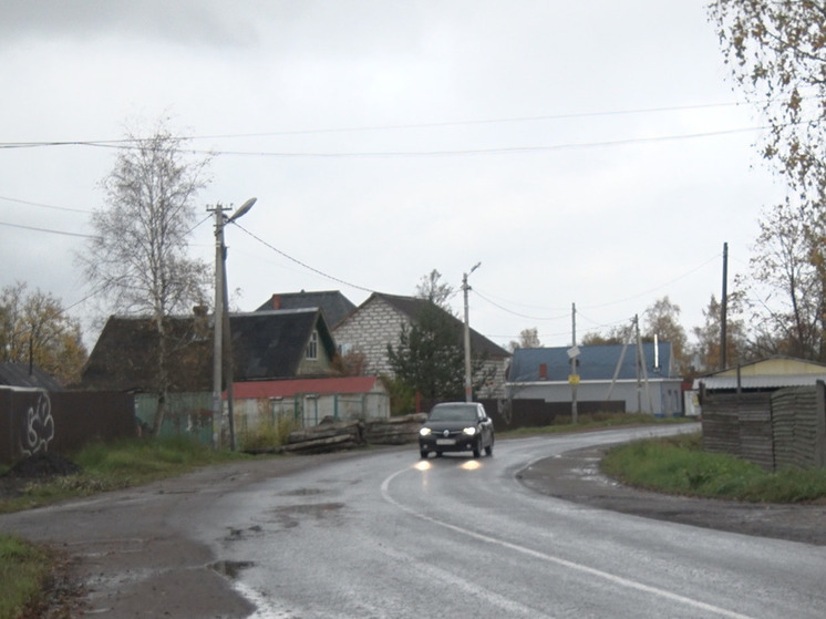 В Ломоносовском районе отремонтируют дорогу