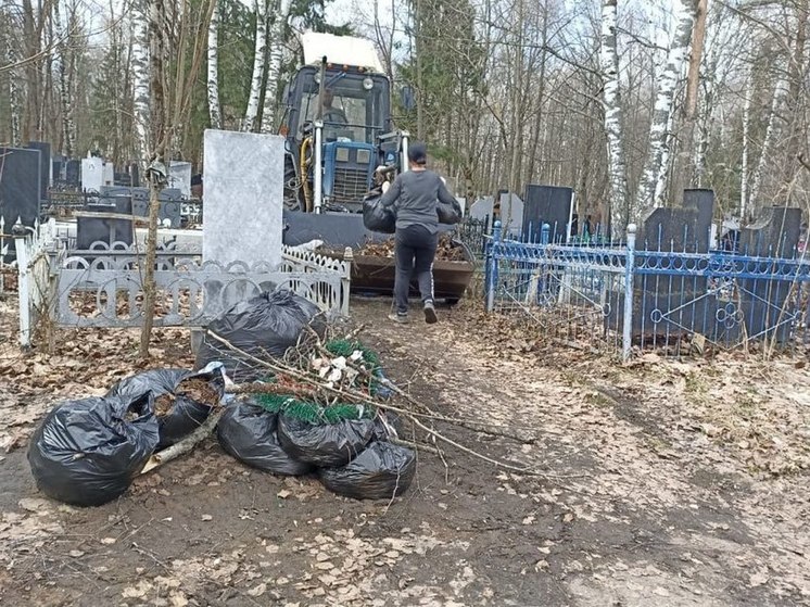 Пензенцам рассказали, в какие дни не стоит ходить на кладбища