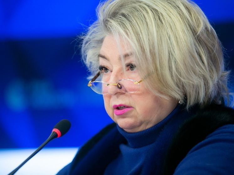 Татьяна Тарасова назвала "мелкими завистниками" тех, кто призывает признать Пугачеву иноагентом