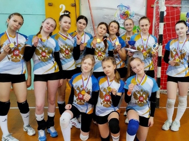 Псковские волейболистки завоевали первое место в Международном турнире