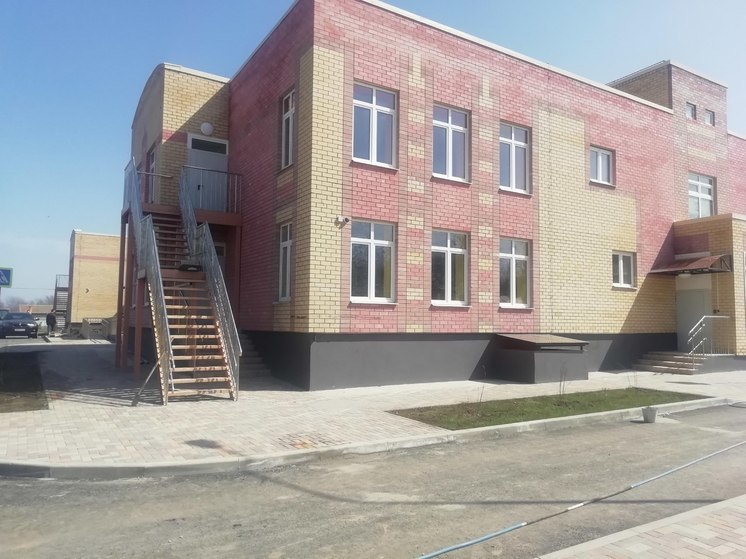 В селе на Ставрополье построили новый детский сад с бассейном